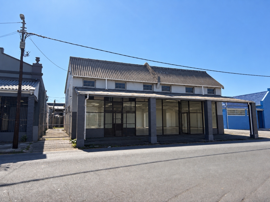 Commercial Property for Sale in Vincent Eastern Cape